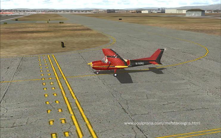 FSX Weathered Taxiway lines and Airport signs - V 1.0
